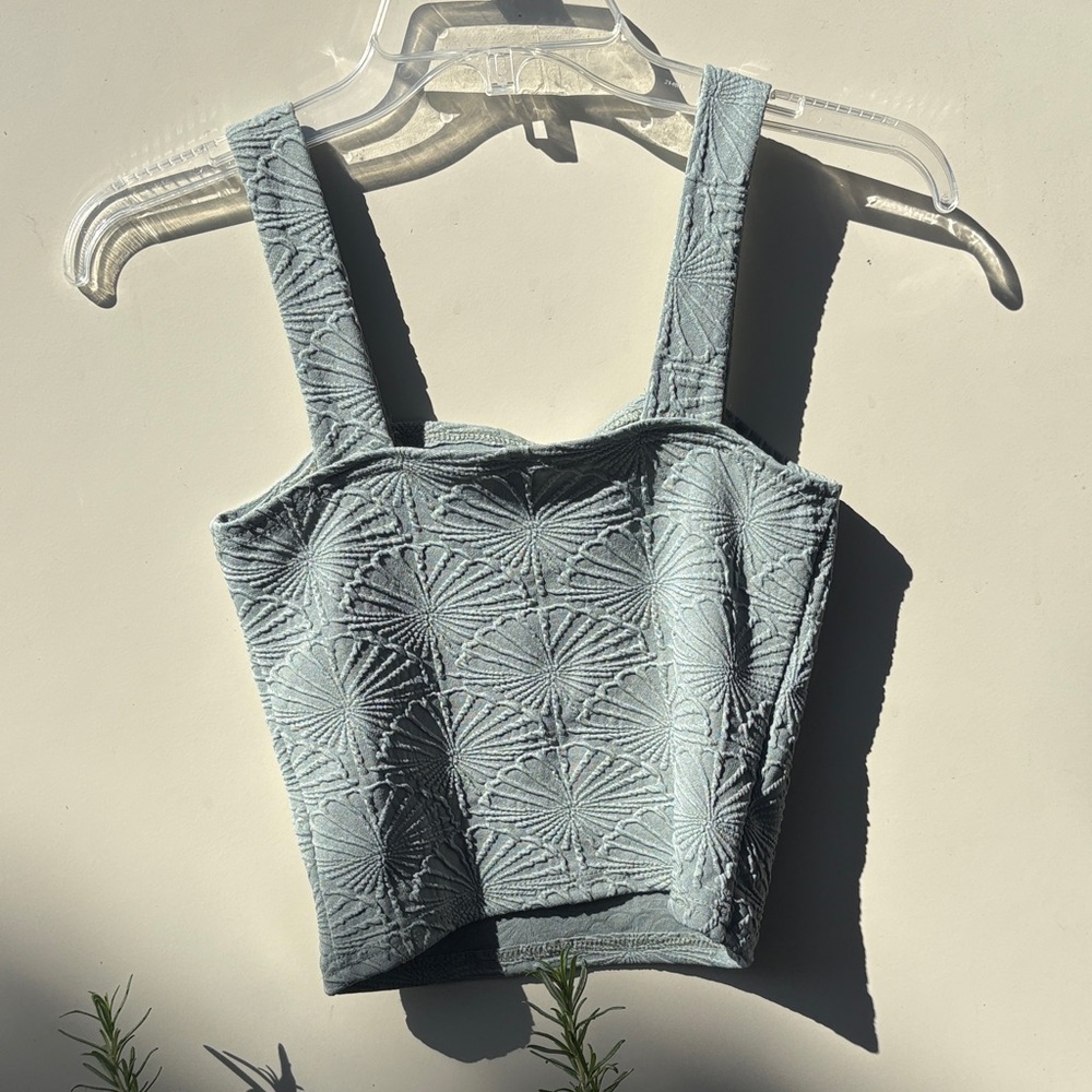 SHEIN Textured Blue Crop Top - Picture 3 of 3